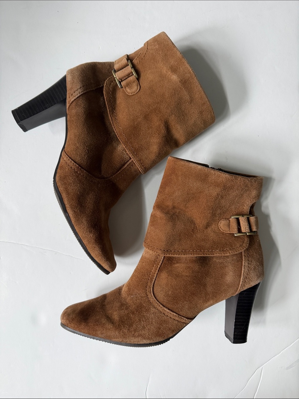LAURA ASHLEY Suede Boots